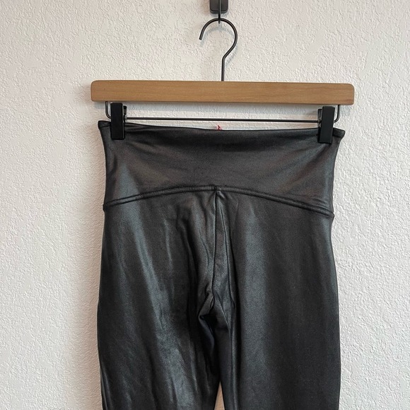 Spanx Faux Leather Moto High Waist Shaping Pull-On Ankle Leggings Very Black M - Picture 11 of 15